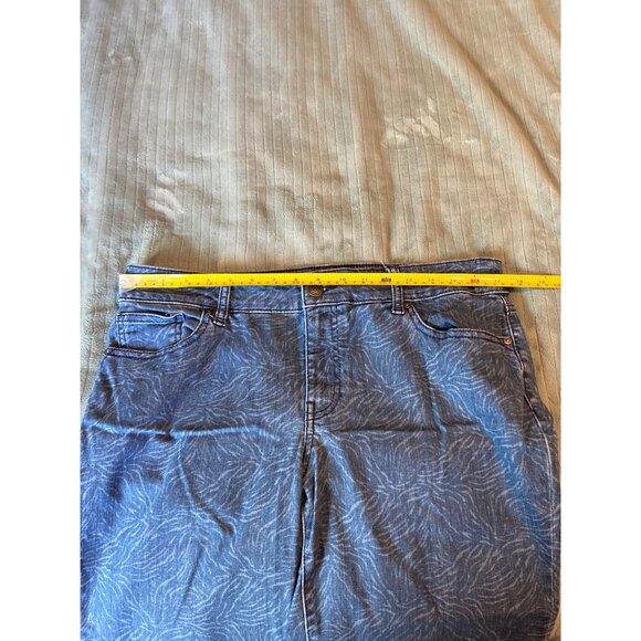 Chicos Straight Leg Jeans 1.5S Blue Leaf Pattern Cotton Blend Womens Pants - Picture 6 of 8